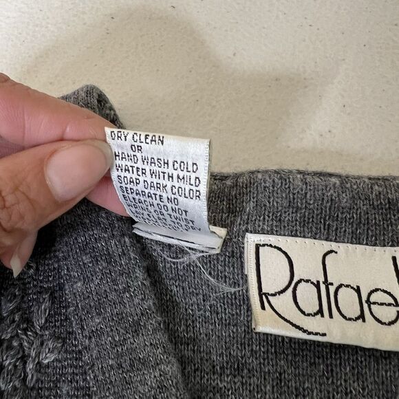 Vintage Rafaella Sweater Vest Size Medium Gray Merino Wool Floral Embroidery - Picture 11 of 11